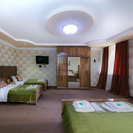 Royal Hotel Τυφλίδα Εξωτερικό φωτογραφία