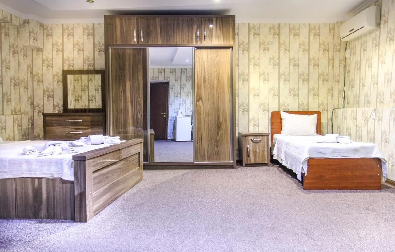 Royal Hotel Τυφλίδα Εξωτερικό φωτογραφία