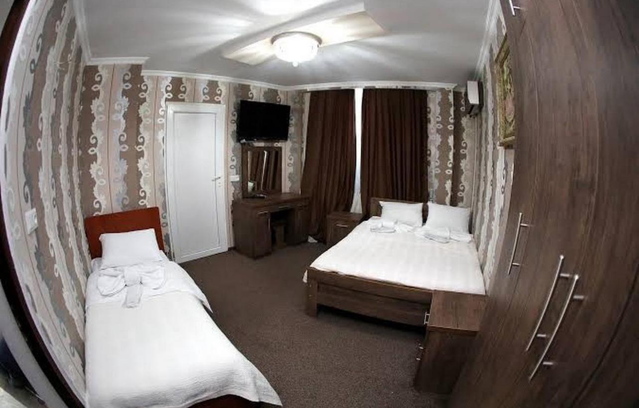 Royal Hotel Τυφλίδα Εξωτερικό φωτογραφία