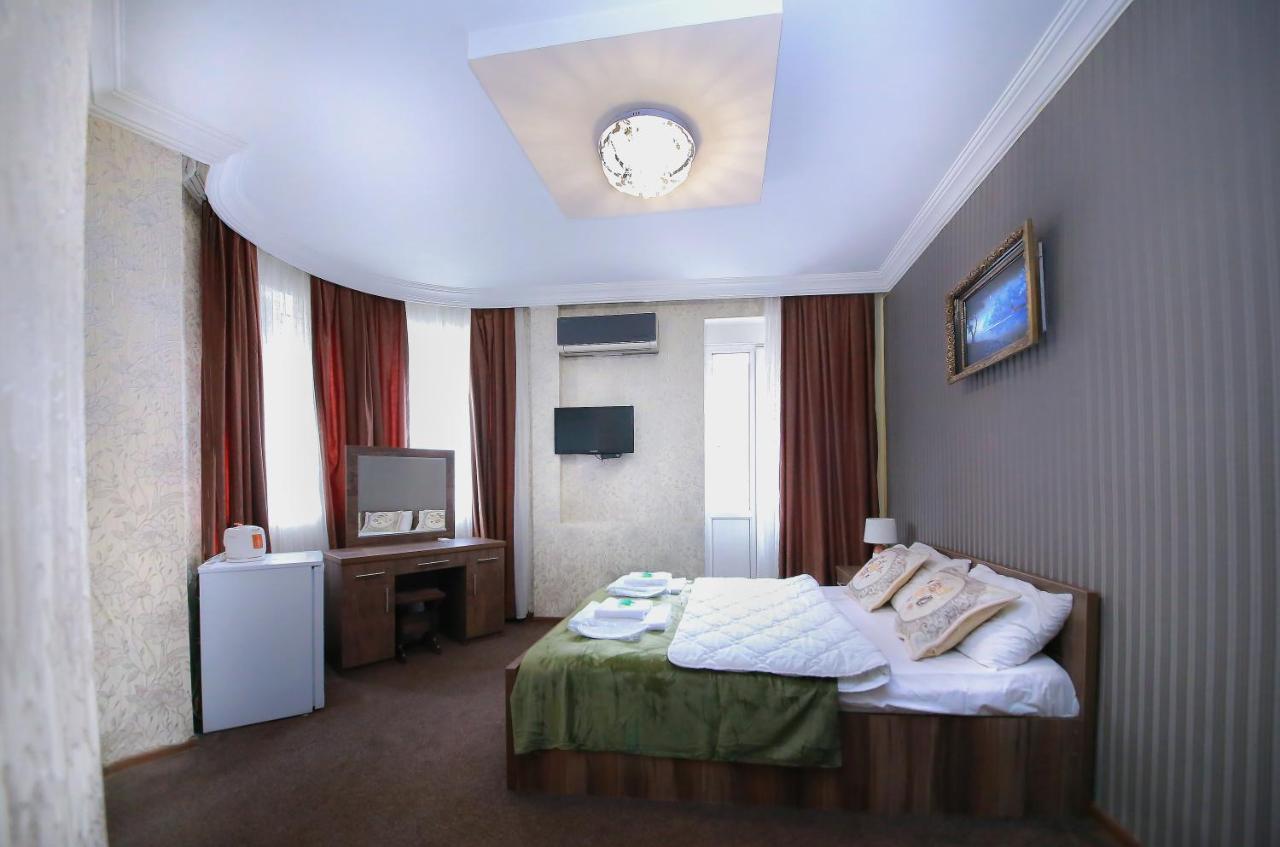 Royal Hotel Τυφλίδα Εξωτερικό φωτογραφία