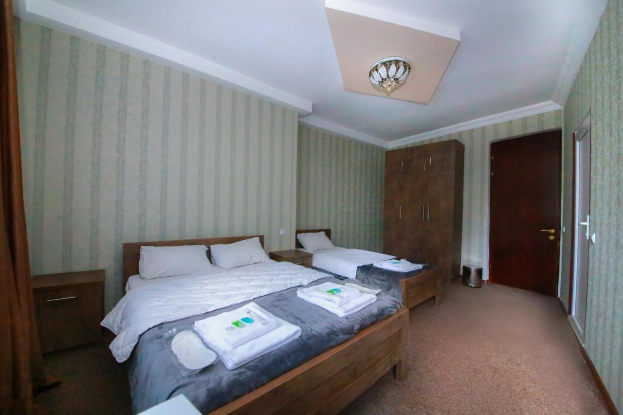 Royal Hotel Τυφλίδα Εξωτερικό φωτογραφία