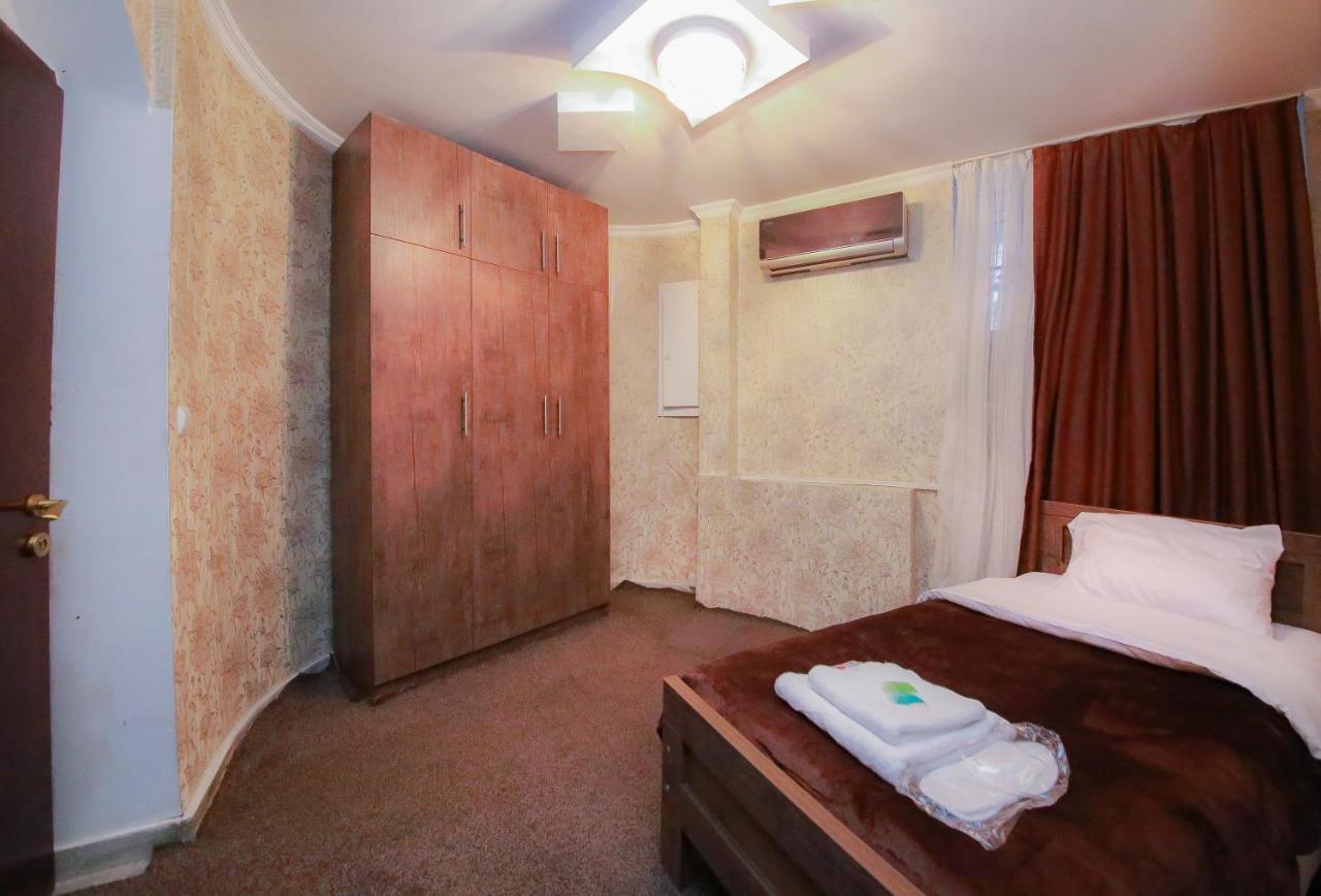 Royal Hotel Τυφλίδα Εξωτερικό φωτογραφία